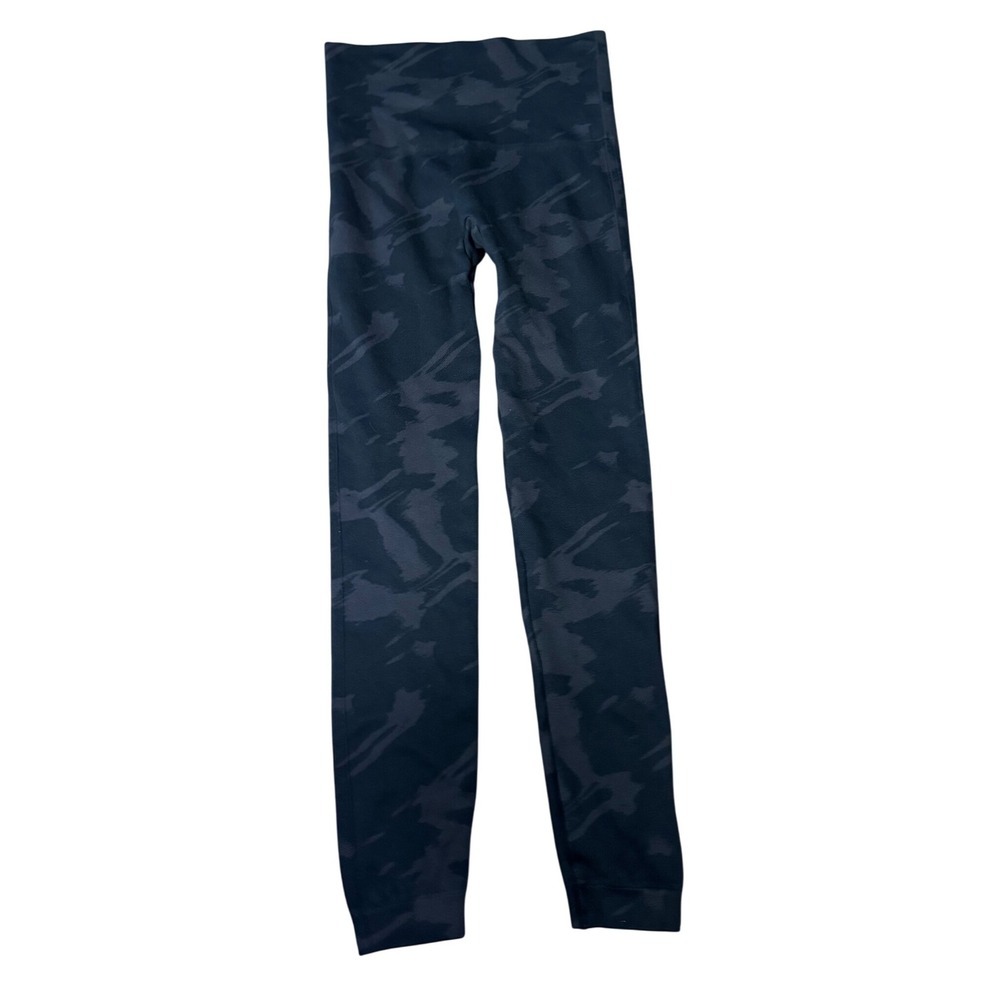 SPANX Leggings Small Black Camo Seamless Workout Sculpting‎ Shape  Wear